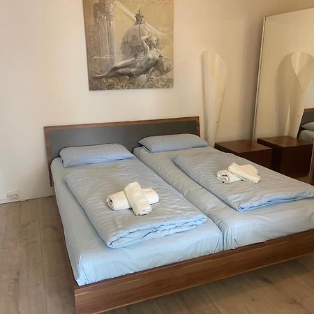 Ferienwohnung Am Schlosspark Γκλύξμπουργκ Εξωτερικό φωτογραφία